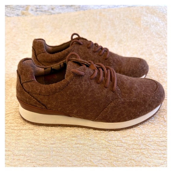 B.O.C. Wool Kacey Lace Up Sneakers Size 6 Dark Brown White NEW - Picture 4 of 10